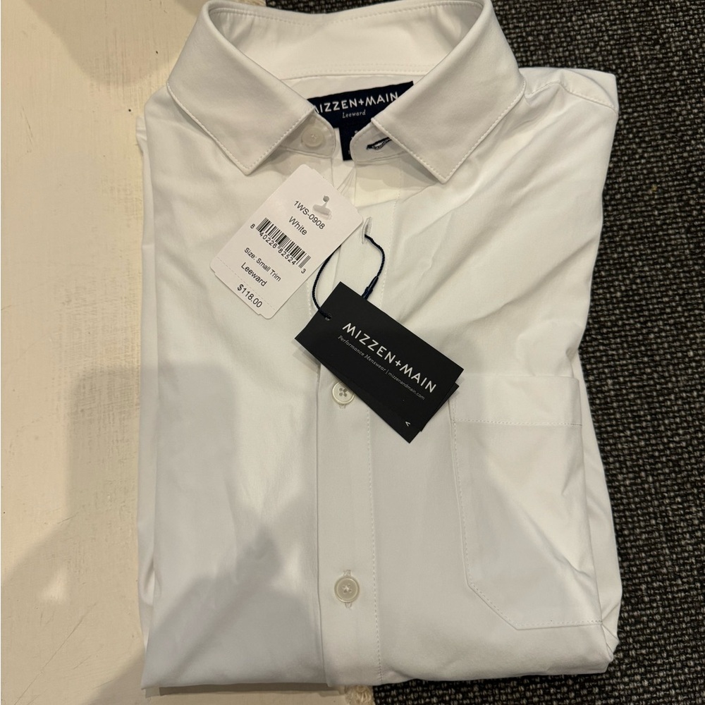 White short sleeve leeward button down mizzen and main